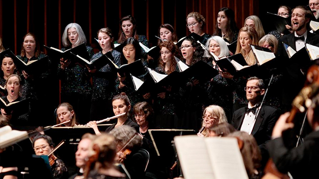 The Handel Society of Dartmouth performs on campus