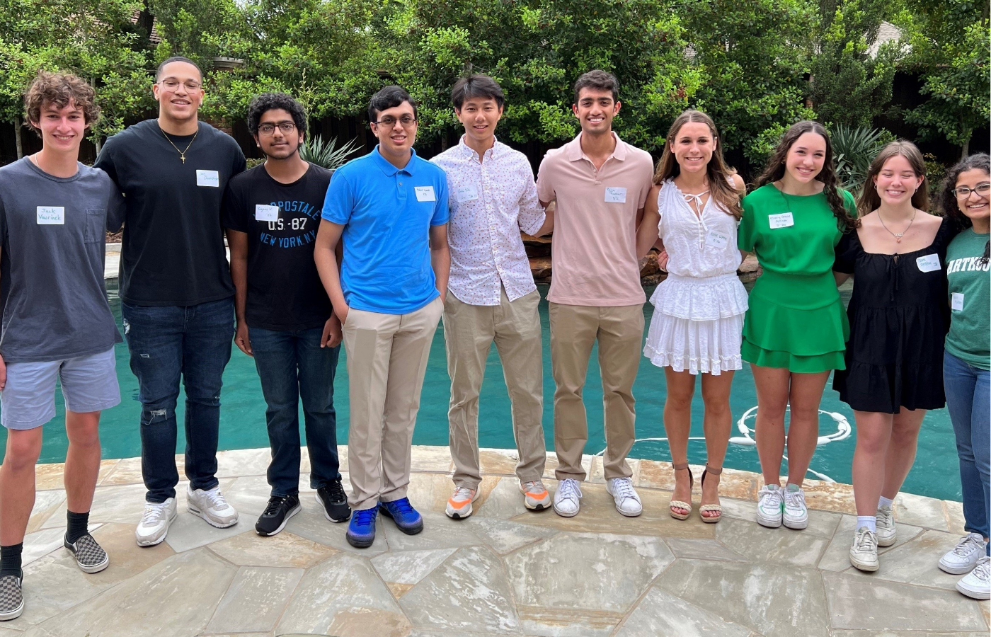 A group of admitted students from the Dallas area. 