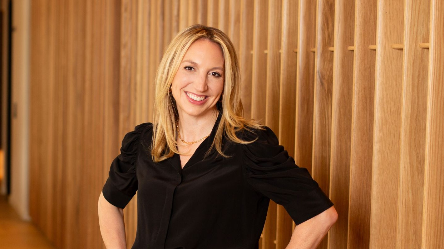 Headshot of Alison Fragale