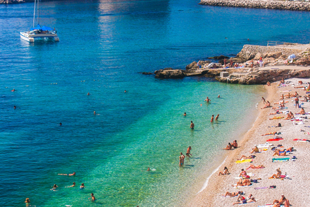 An image of the beach in Dubrovnik.