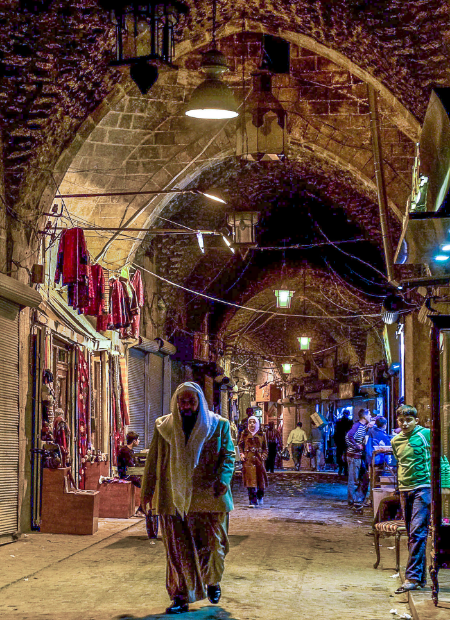 An image of a market bazaar in Syria. 