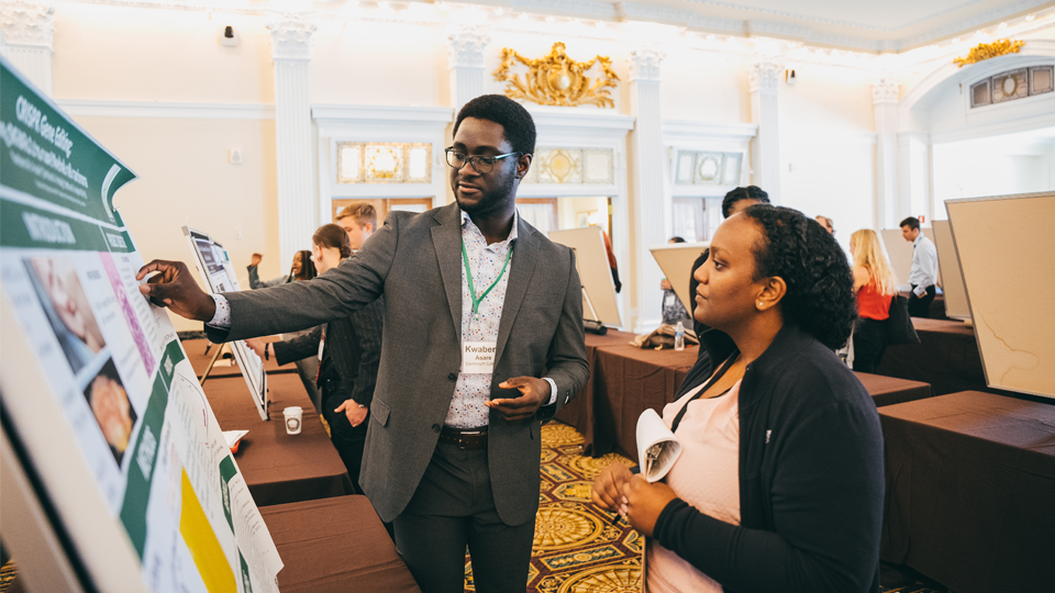 Kwabena presenting his research