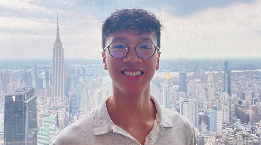 Kenny Mok headshot